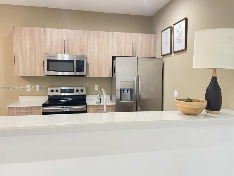 170 SE 7th Way # 170, Pompano Beach FL 33060
