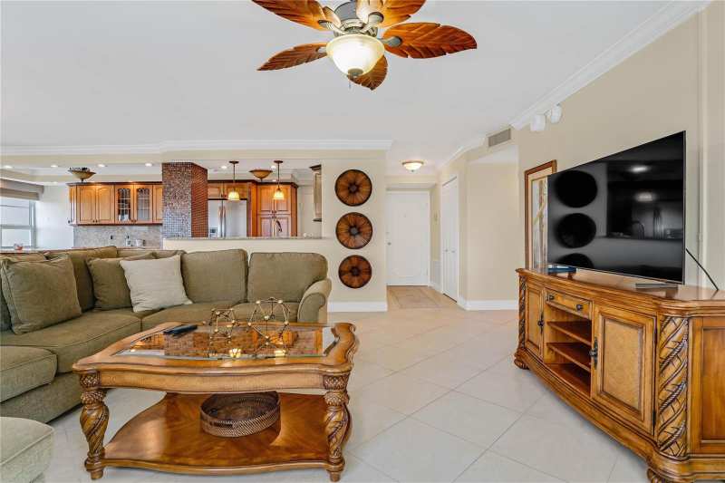 133 N Pompano Beach Boulevard # 501, Pompano Beach FL 33062