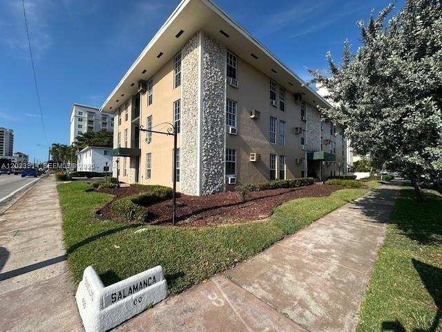 1400 S Douglas Rd # 17, Coral Gables FL 33134