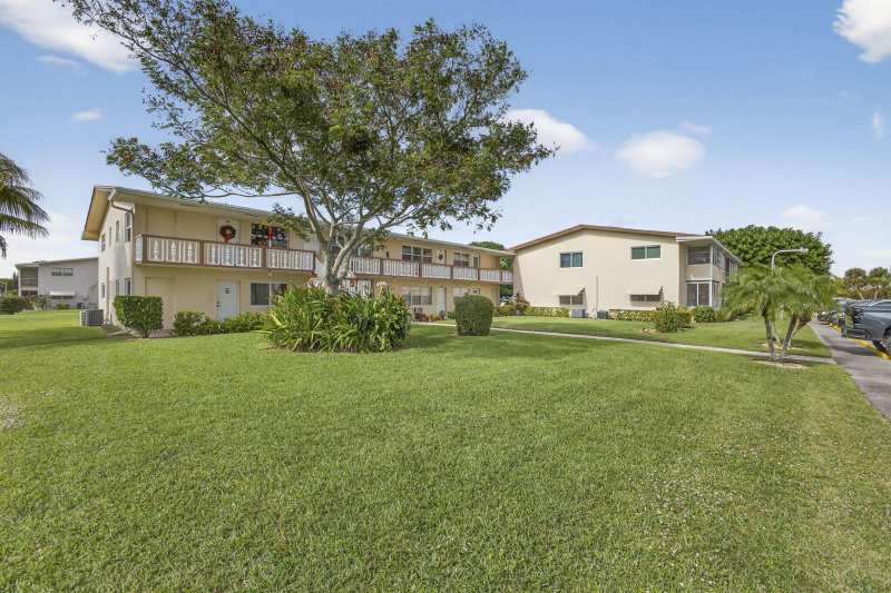 193 Easthampton I, West Palm Beach FL 33417
