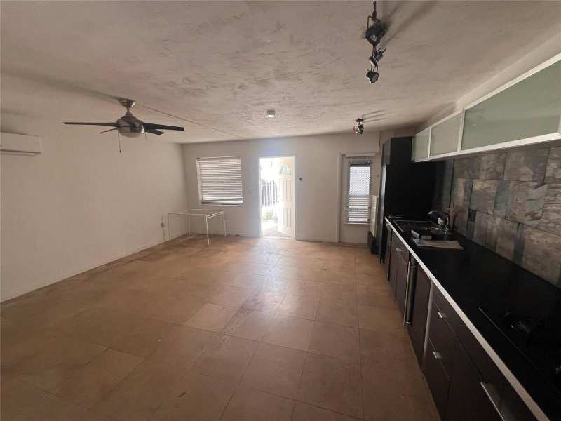 919 Michigan Avenue # 3, Miami Beach FL 33139