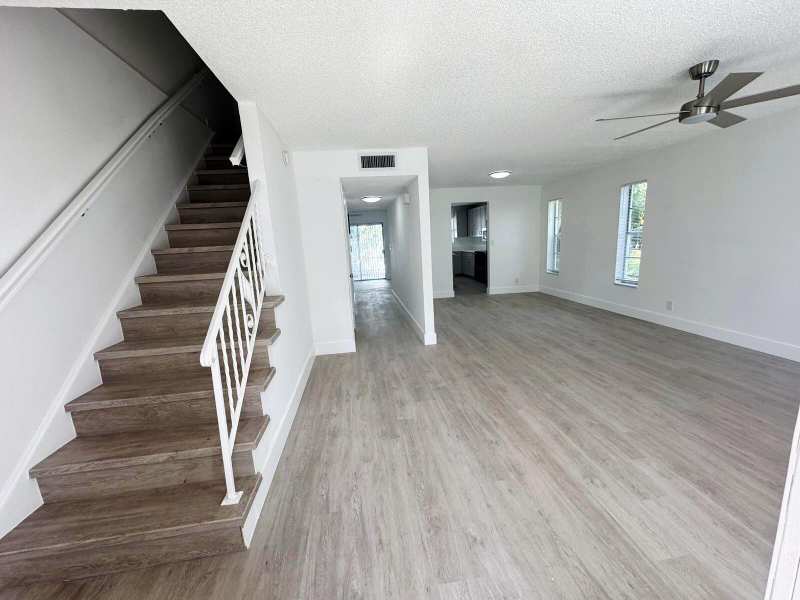 3920 Woodside Drive # 14, Coral Springs FL 33065