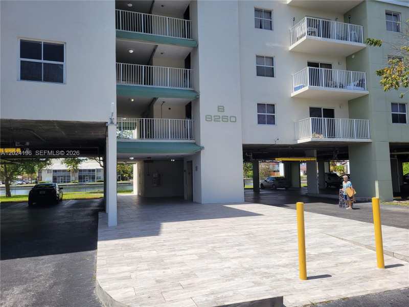 8260 SW 210th St # 319, Cutler Bay FL 33189
