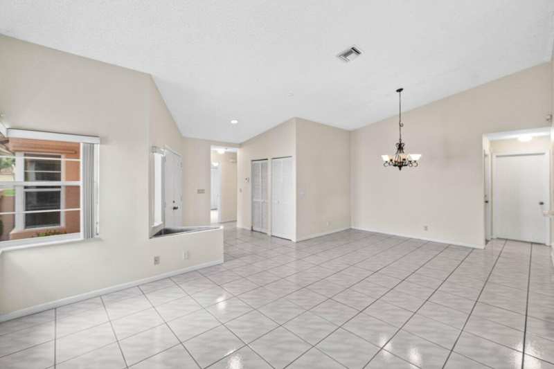 10001 Country Brook Road, Boca Raton FL 33428