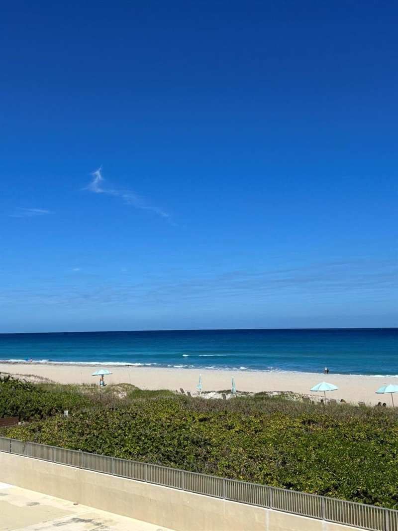 2565 S Ocean Boulevard # 1230, Palm Beach FL 33480