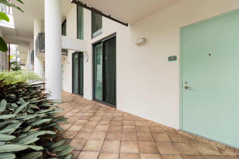 6000 Collins Ave # 108, Miami Beach FL 33140