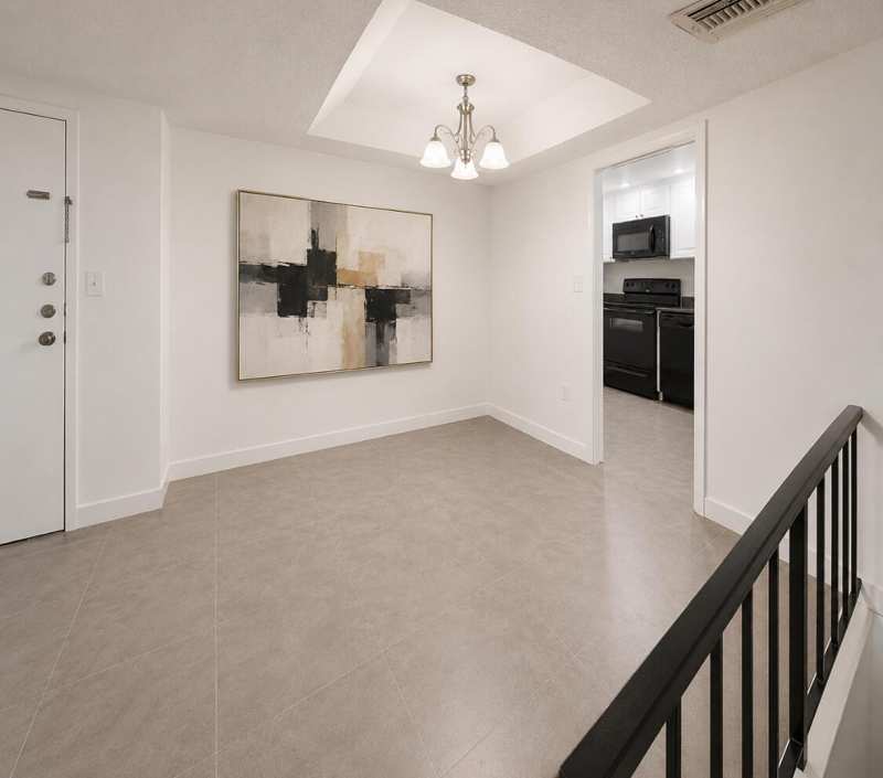 3740 Inverrary Drive # 3g, Lauderhill FL 33319
