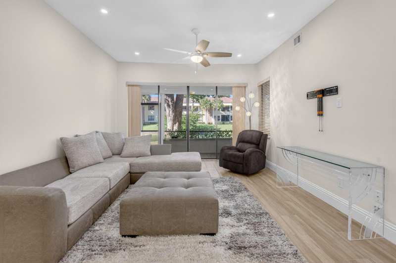 7484 La Paz Boulevard # 103, Boca Raton FL 33433