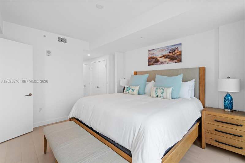 9221 E Bay Harbor Dr # 408, Bay Harbor Islands FL 33154