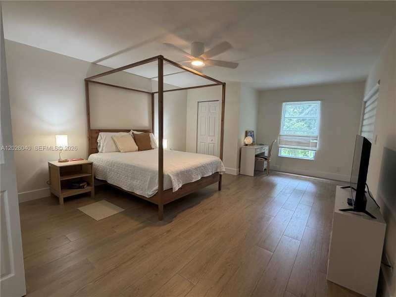 7350 Kinghurst Dr # 305, Delray Beach FL 33446