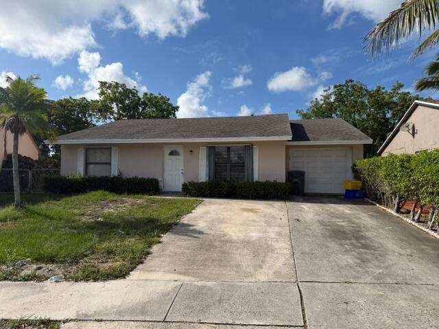 7355 Pinedale Drive, Boynton Beach FL 33436