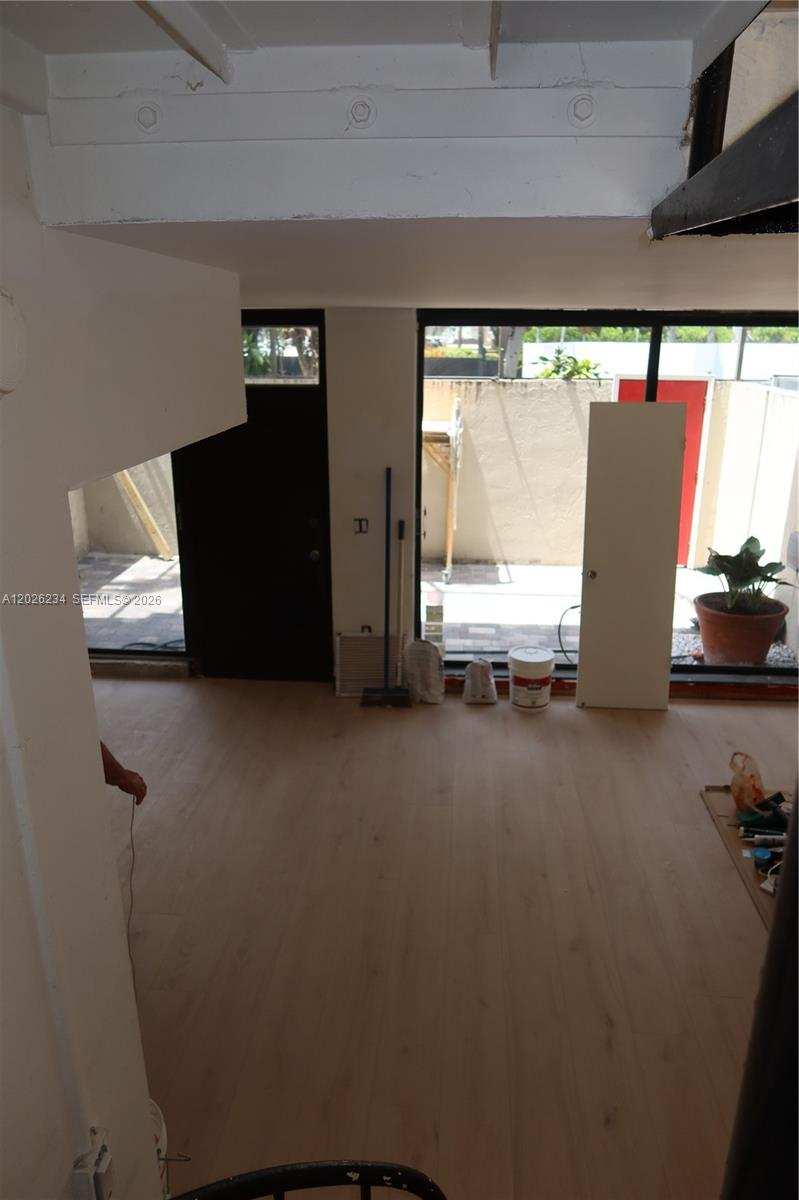 3190 Bird Ave # 15, Coconut Grove FL 33133