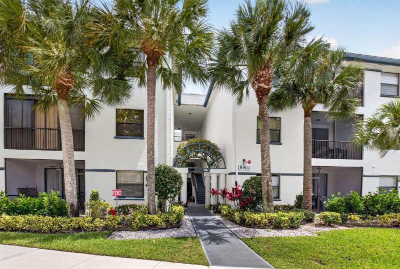5153 Floria Drive # J, Boynton Beach FL 33437
