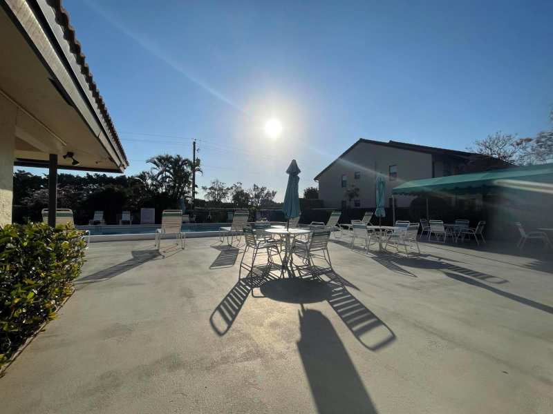 4682 E Lucerne Lakes Blvd Boulevard E # 202, Lake Worth FL 33467