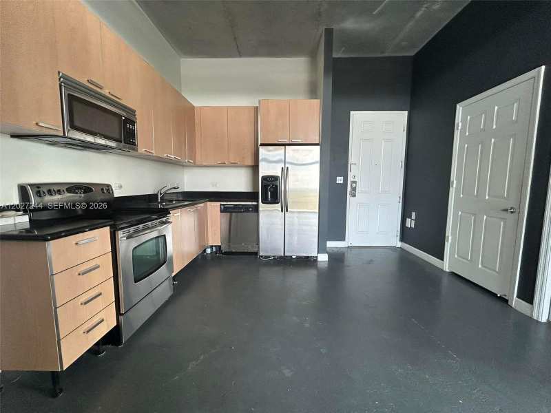 2100 Van Buren St # 506, Hollywood FL 33020