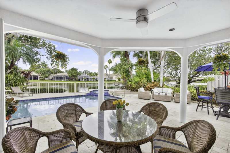 108 Eagleton Lane, Palm Beach Gardens FL 33418
