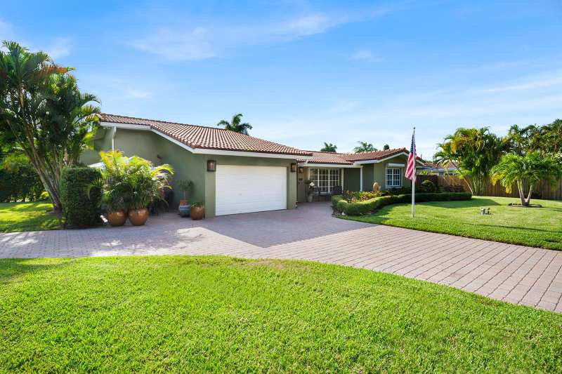 1755 E Terra Mar Drive, Lauderdale By The Sea FL 33062