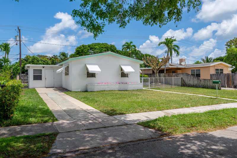 1029 Andrews Road, West Palm Beach FL 33405