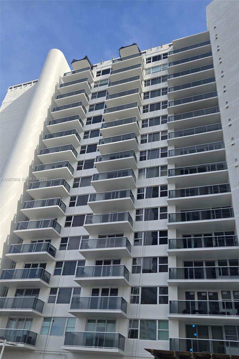 3180 S Ocean Dr # 605, Hallandale Beach FL 33009