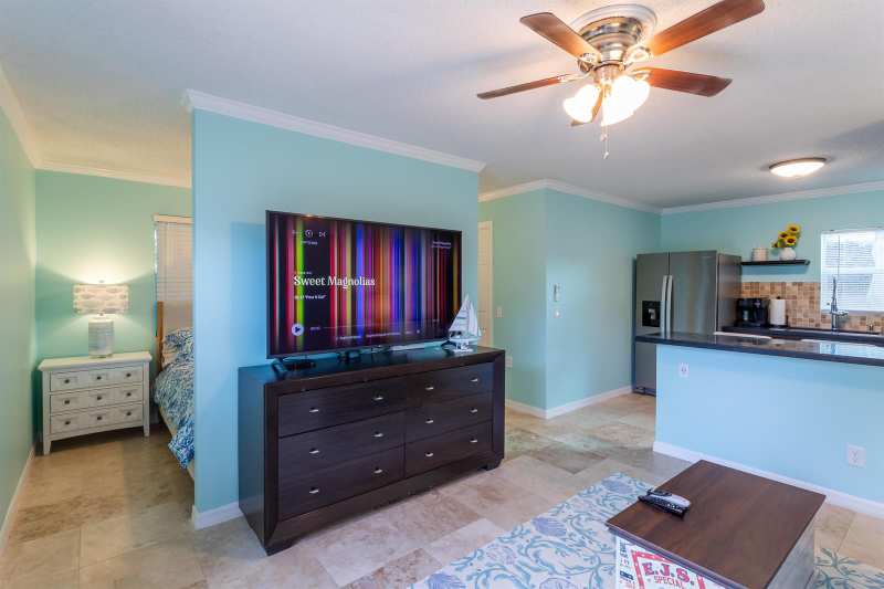 1724 37th Street, West Palm Beach FL 33407
