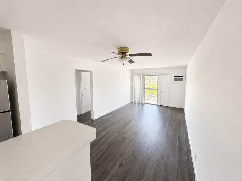 510 Lake Shore Drive # 20, Lake Park FL 33403
