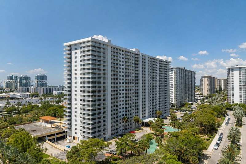 210 174th St # 515, Sunny Isles Beach FL 33160
