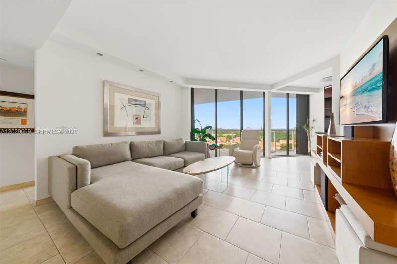 3610 Yacht Club Dr # 1115, Aventura FL 33180