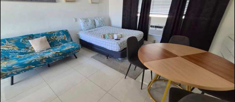 119 SE 9th St # 12, Hallandale Beach FL 33009
