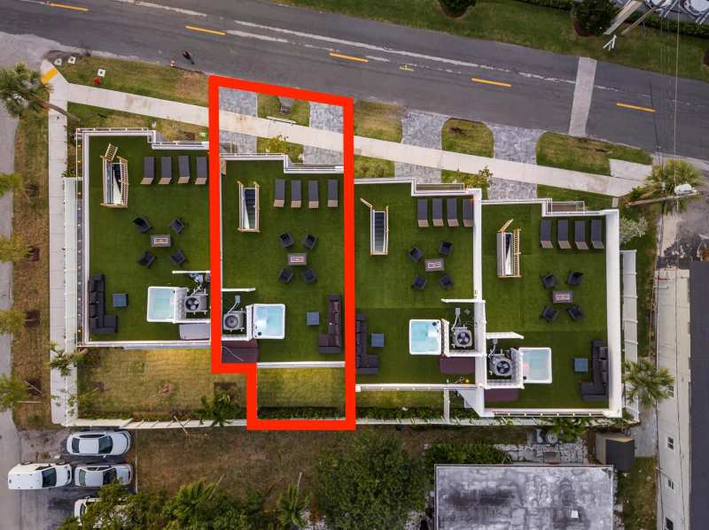 1002 N Riverside Drive, Pompano Beach FL 33062