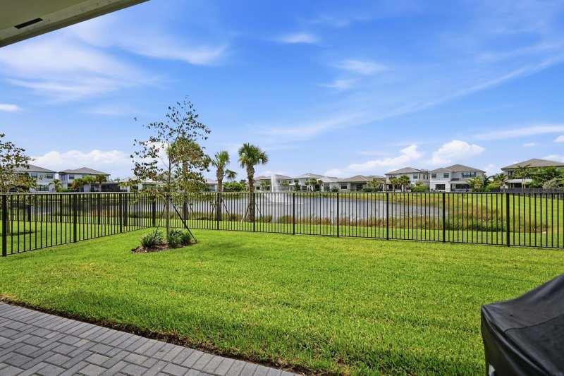 13128 Feathering Way, Palm Beach Gardens FL 33412