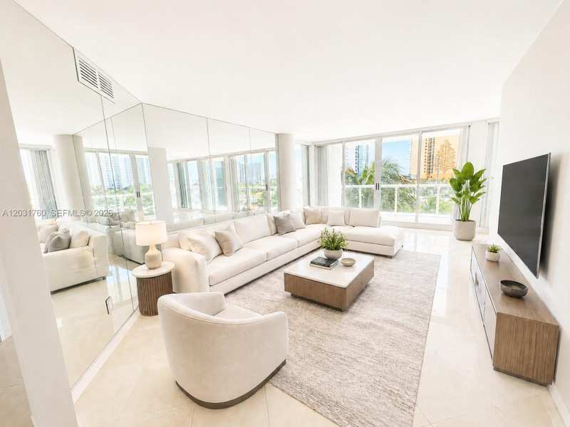 16400 Collins Ave, Sunny Isles Beach FL 33160