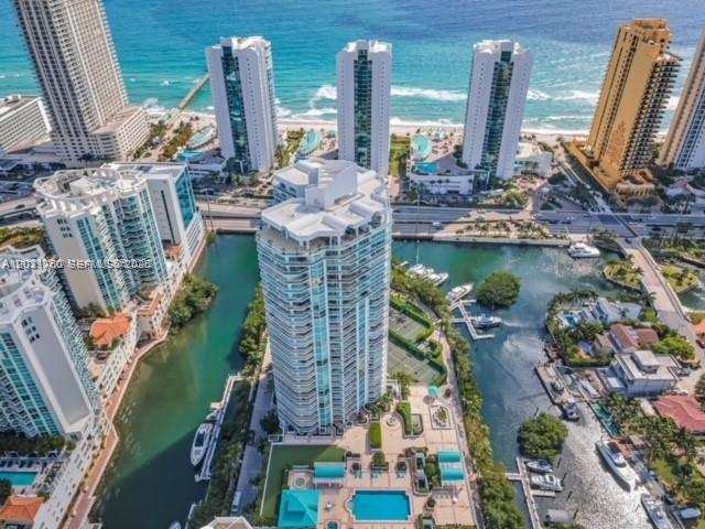 16400 Collins Ave, Sunny Isles Beach FL 33160