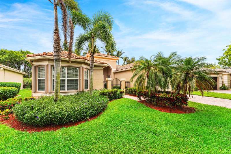 6968 Corning Circle, Boynton Beach FL 33437