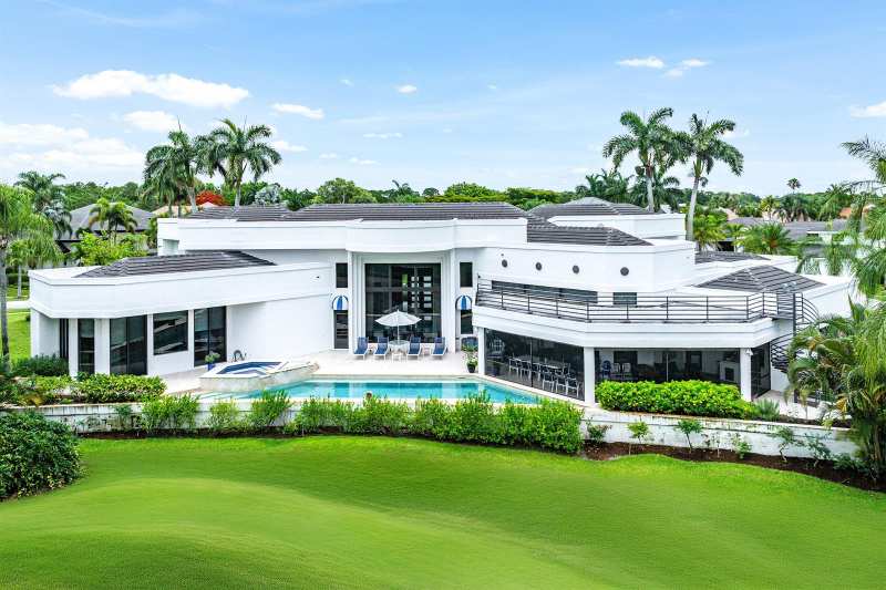 7027 Queenferry Circle, Boca Raton FL 33496