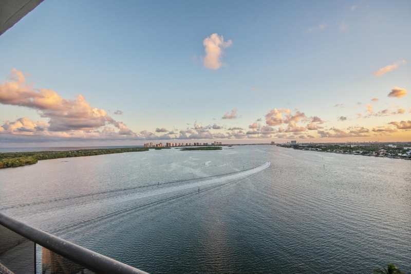 100 Lakeshore Drive # 1755, North Palm Beach FL 33408