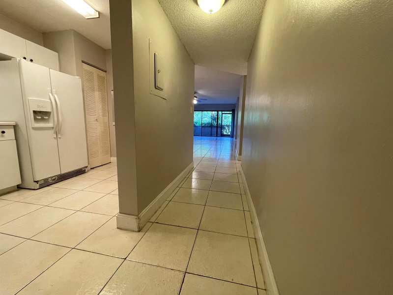 2967 Riverside Drive Unit 109, Coral Springs FL 33065