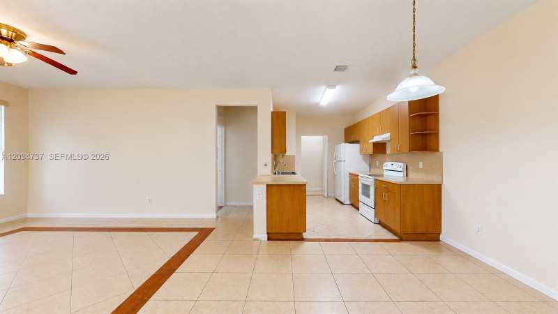 3557 Forest Hill Blvd # 51, Palm Springs FL 33406