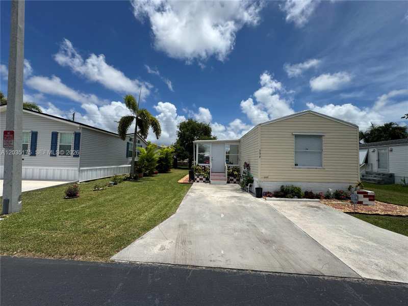 35303 SW 180th Ave # 309, Homestead FL 33034