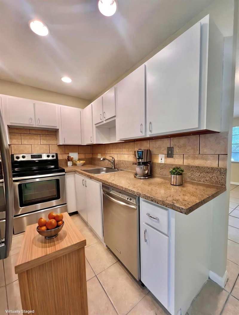 423 Glenwood Drive, West Palm Beach FL 33415