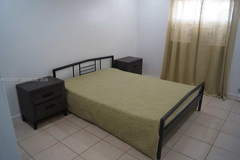 1250 E Sample Rd # 303, Pompano Beach FL 33064