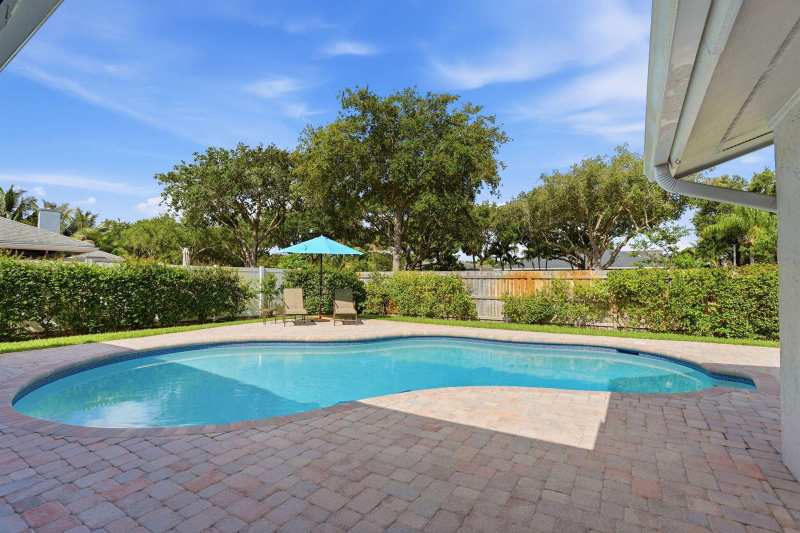 4281 Sugar Pine Drive, Boca Raton FL 33487