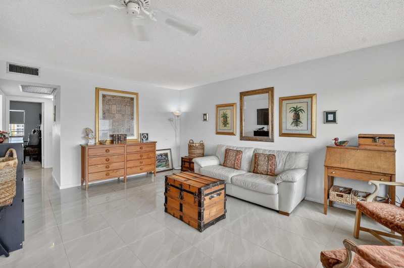 4024 Guildford E # 4024, Boca Raton FL 33434