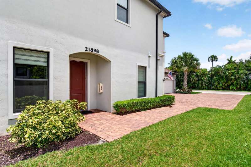 21898 Canadensis Circle, Boca Raton FL 33428