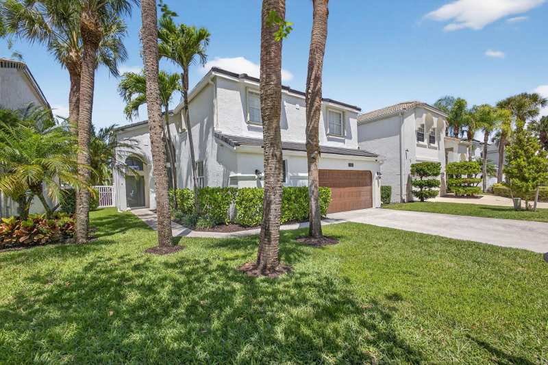 2114 Chagall Circle, West Palm Beach FL 33409
