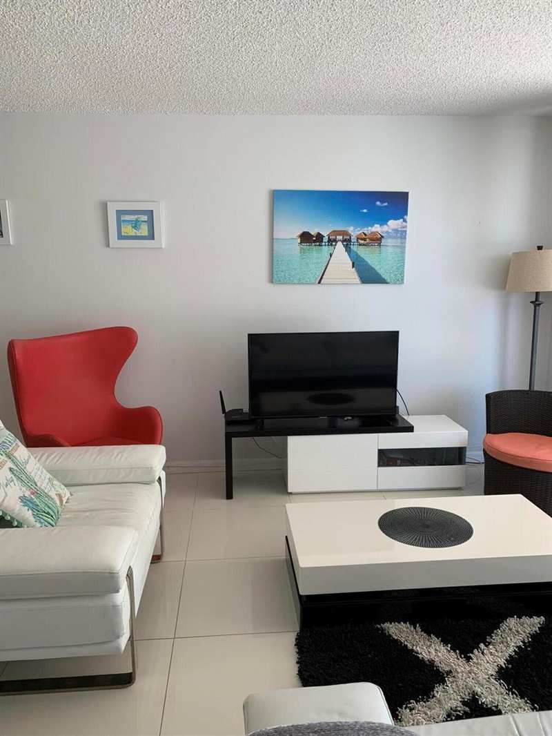 101 Briny Avenue # 806, Pompano Beach FL 33062
