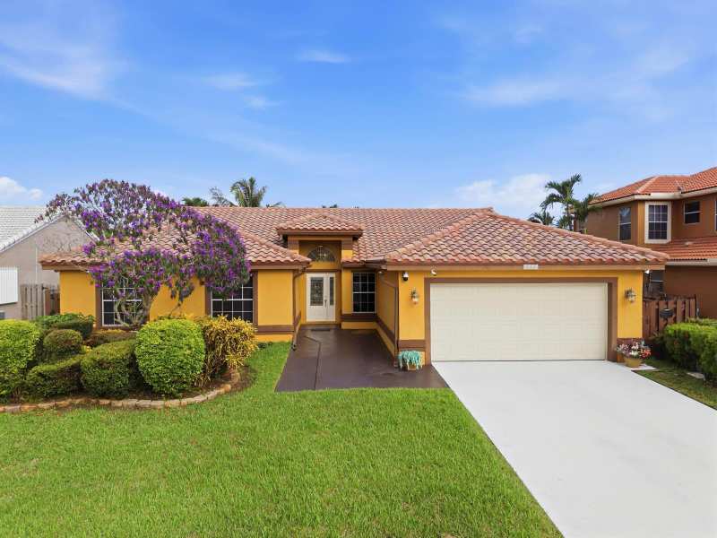 8862 Jaspers Drive, Boynton Beach FL 33472