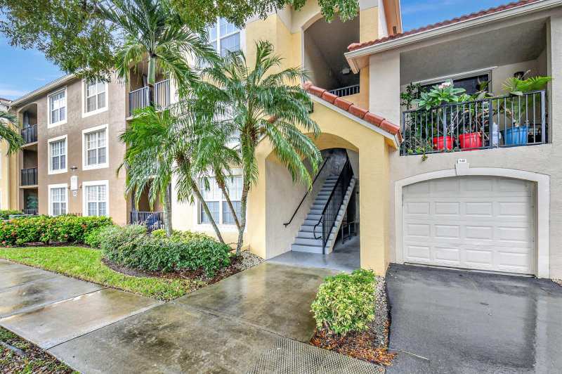 15065 Michelangelo Boulevard # 305, Delray Beach FL 33446