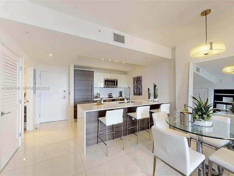 301 Altara Ave # 527, Coral Gables FL 33146