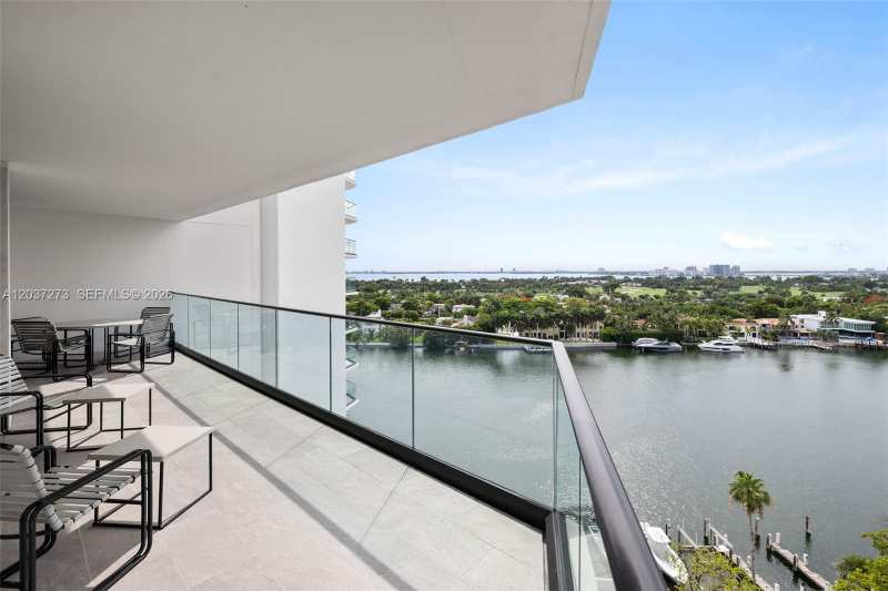 5500 Collins Ave # 1401, Miami Beach FL 33140