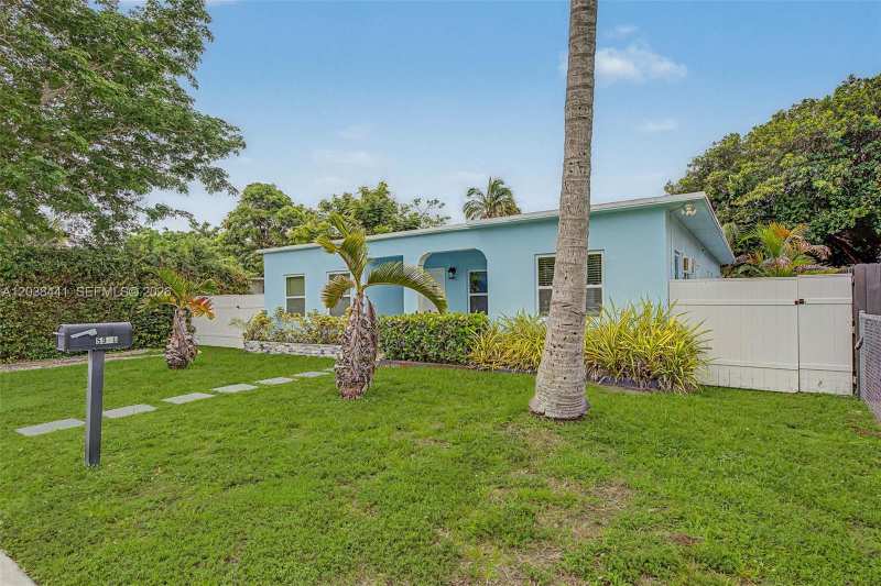 5910 SW 62nd Ter # 0, South Miami FL 33143
